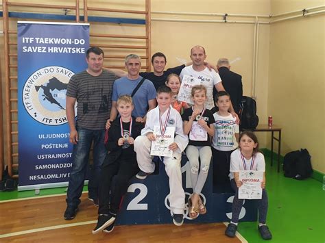 Tri Zlata Srebro I Dvije Bronce Za Taekwondo Klub Slatina Na Dr Avnom