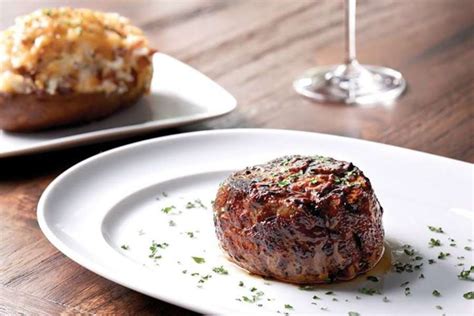 Mastro's City Hall Steakhouse: A Restaurant in Scottsdale, AZ - Thrillist