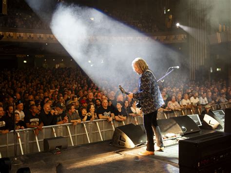 Concerts To See This Week In The Twin Cities Red Hot Chili Peppers Gwen Stefani Limp Bizkit