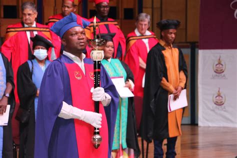 Unisa on Twitter: "The 1st graduation ceremony of the University of the ...