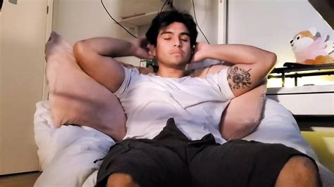 Vídeos porno gay de En pantalones cortos gratis Películas sexo gay xHamster