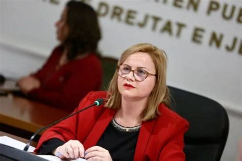 Mblidhet Sot Grupi Parlamentar I PS Deputetja Bushka Flet Pasi U Mor