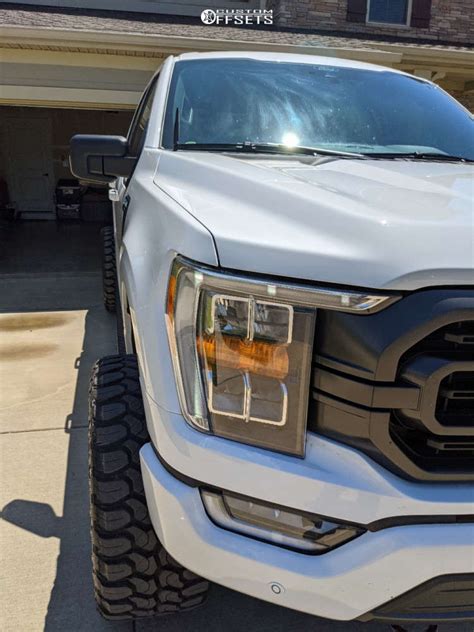 2021 Ford F 150 With 24x12 44 Fuel Rage And 35 13 5r24 Delinte Dx 9 Bandit M T And Suspension