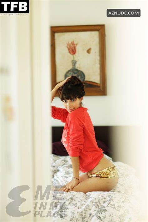 Hannah Simone Sexy Showing Off Her Hot Figure In Various Photos Collection AZNude