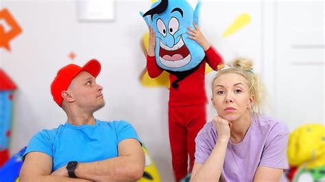 Родители учат Леву меньше играть в планшет. LEV family SHOW - YouTube