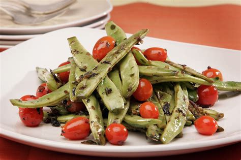 Recipe: Romano beans sauteed with oregano - LA Times Cooking