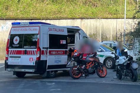 Incidente Sulla Sp62 A Laorca Soccorsa Giovane Motociclista