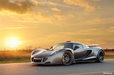 The 5 Top Hypercars According to Top Gear (PHOTOS) - Carhoots