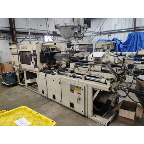 Used Cincinnati Milacron VT220 28 Plastic Injection Molding Machine