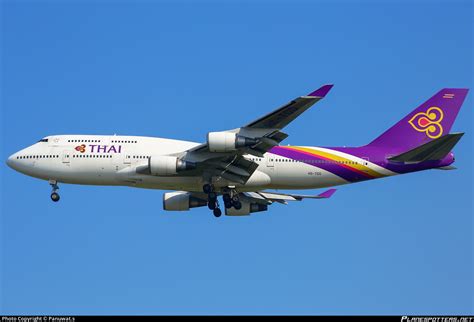 Hs Tgg Thai Airways International Boeing D Photo By Panuwat S