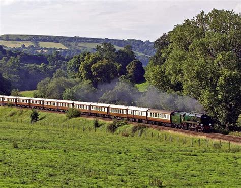 The British Pullman - Rail Tours | Great Rail Journeys