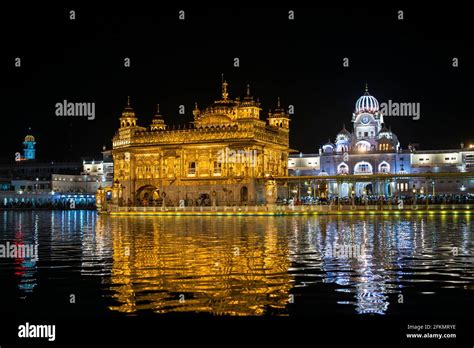 Golden Temple, Amritsar Stock Photo - Alamy