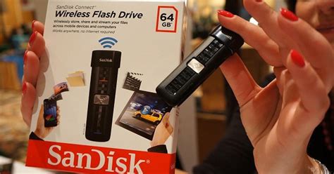 Sandisk Connect Wireless Flash Drive Rescues Mobile Devices With No