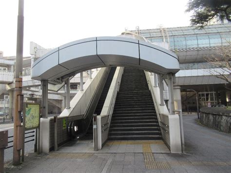 県庁前駅は、千葉市中央区市場町にある、千葉都市モノレールの駅。 Jealousguydoranekoweb