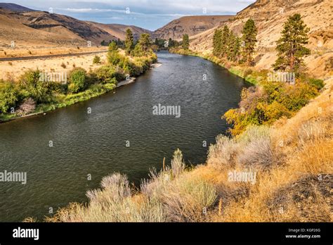 Yakima River Canyon, Columbia Plateau, near Yakima, Washington state ...