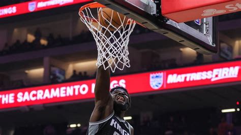 Neemias Queta Marca 28 Pontos No Triunfo Dos Stockton Kings Na G League