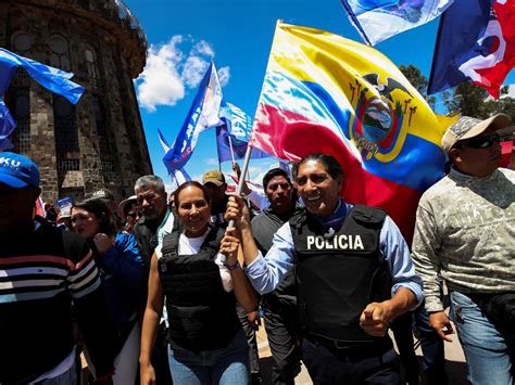 Ecuador presidential candidates make final push to woo voters ...