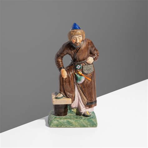 Статуэтка "Киргиз", фарфор, бисквит, роспись, Дмитровский фарфоровый ...