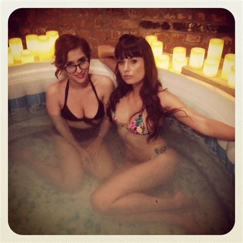 Misterx Heyitsapril Babes In An Inflatable Hot Tub