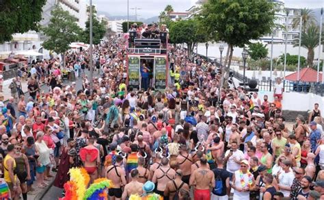 Mucho Color Y Sonrisas En El Regreso Del Pride Canarias7