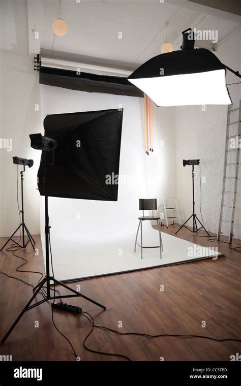 Photographic studio interior Stock Photo - Alamy