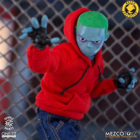 Hoodz Vapor Mezco One Collective Rumble Society Exclusive The