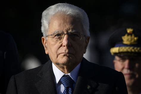 Il Presidente Mattarella Rissa In Parlamento Una Scena Indecorosa