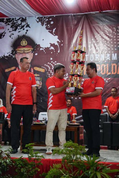 Pembukaan Turnamen Bola Voli Kapolda Sulbar Cup Bahtiar Event