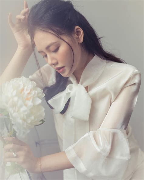 Hot girl Nghệ An một thời Từ nữ sinh mặt mộc nổi tiếng đến vợ đại gia