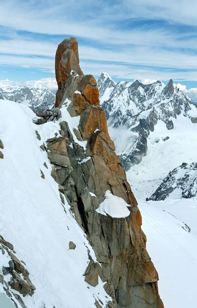 Premium Photo Mont Blanc Mountain Massif Summer Landscape View From