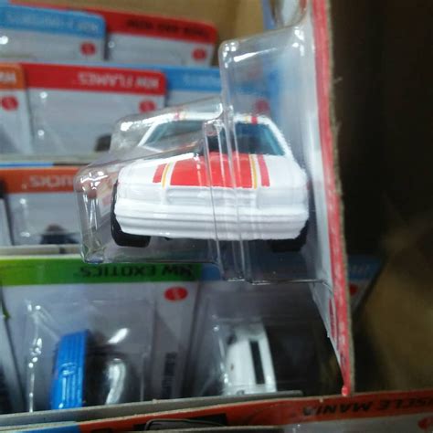 T Hunted Mais Novas Cores Para Os Hot Wheels De