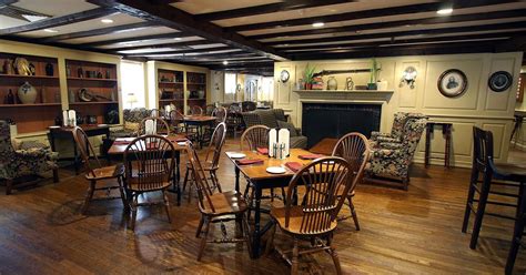 Publick House Historic Inn And Country Motor Lodge Da 71 € Hotel A