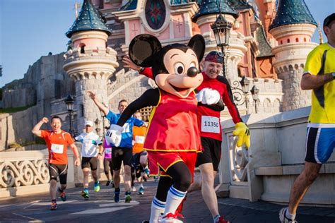 Eerste RunDisney Hardloop Evenement Nieuws Magnify The Magic