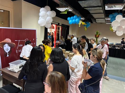 Customers are flocking to taylorbank for its excellent service 11