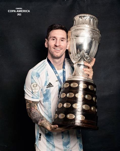 Roy Nemer On Twitter Copa America Winner Lionel Messi With The Trophy