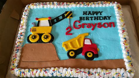 Dump Truck Birthday Cake - CakeCentral.com