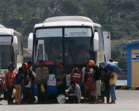 A Jm Liner That Is Blue In Masbate Port Mbb Flickr