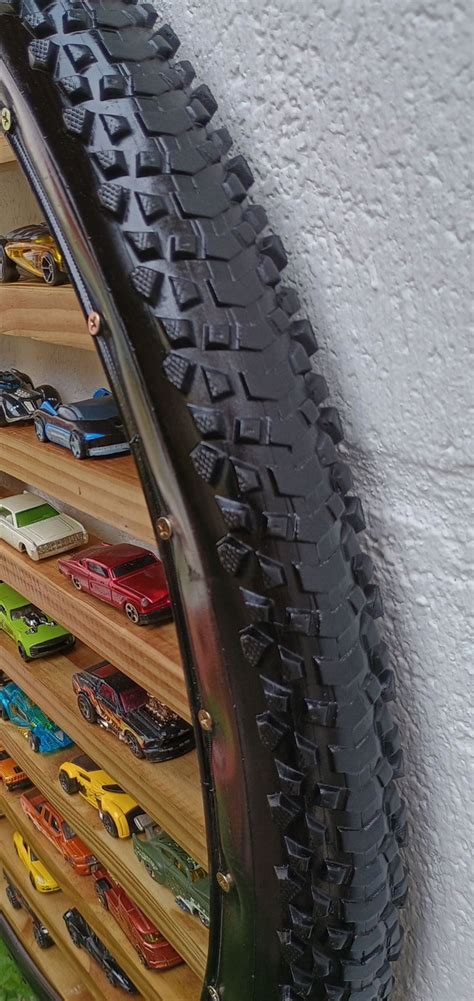 Expositor Pneu Carrinhos Hot Wheels Aro Elo