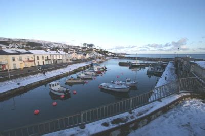 Carnlough Beach - Maps :: British Beaches