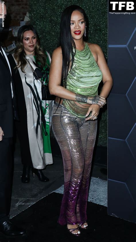 Rihanna Rihanna Nude OnlyFans Leaks Fappening Page 68 FappeningBook