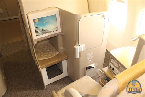 Review Asiana Smartium Business Class Boeing 777 Seoul Incheon To San