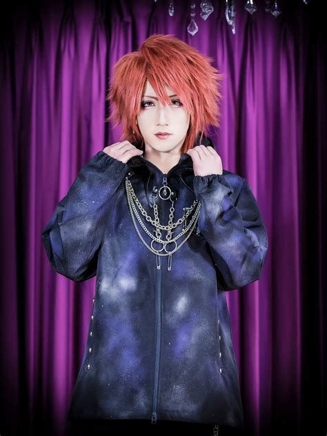 HAJIME profile | ハジメのプロフィール | vkgy (ブイケージ)