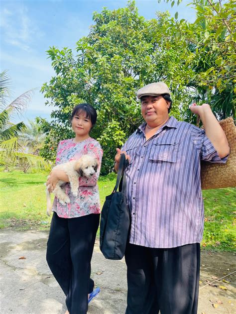 Con G I Ho Ng M P Di N Bikini Nh X U Khoe V P C Ng Tr N Tu I