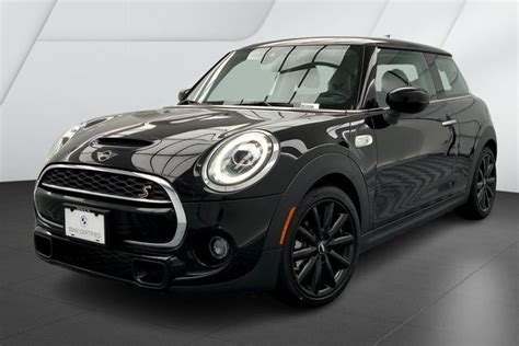 Pre Owned 2021 MINI Cooper S 2D Hatchback In Omaha X01055A Land