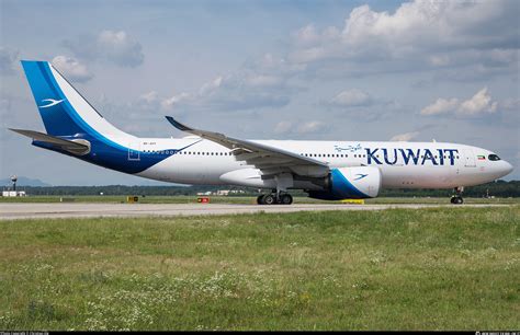 9K APF Kuwait Airways Airbus A330 841 Photo By Christian Jilg ID