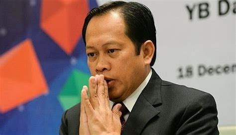 Ahmad Maslan Dilantik Sebagai Setiausaha Agung Umno Suara Merdeka