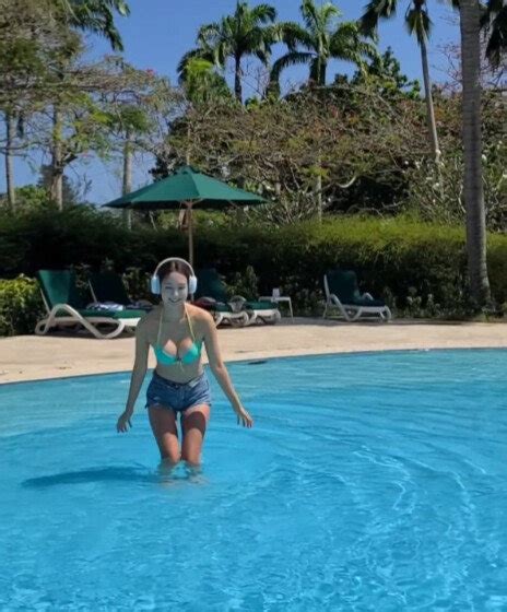 Announcer Oh Jeong Yeon Flaunts Solid Bikini Body In Her S The Power Of Self Management