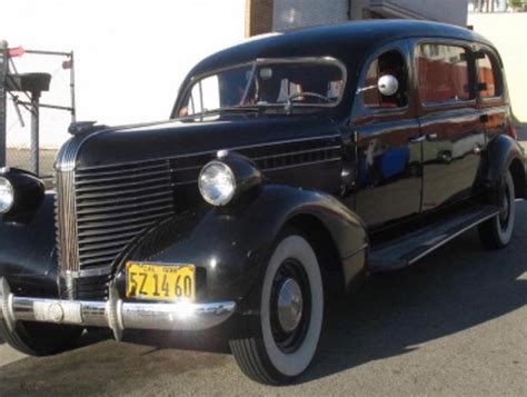 1939 Pontiac Hearst Deluxe Garvins Garage Picture Cars For Rent