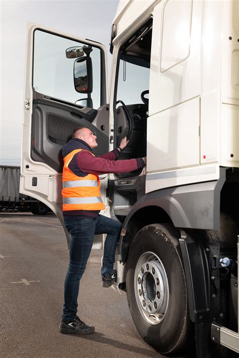 Le Transport Routier Repens Par Le Groupe Mauffrey