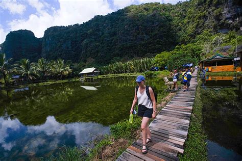 Geopark Maros Pangkep Menuju Warisan Dunia Unesco